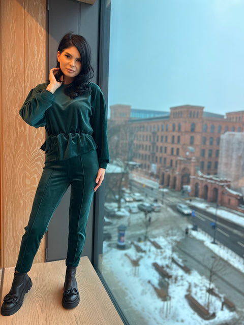 Costum Evelyn - Verde Smarald