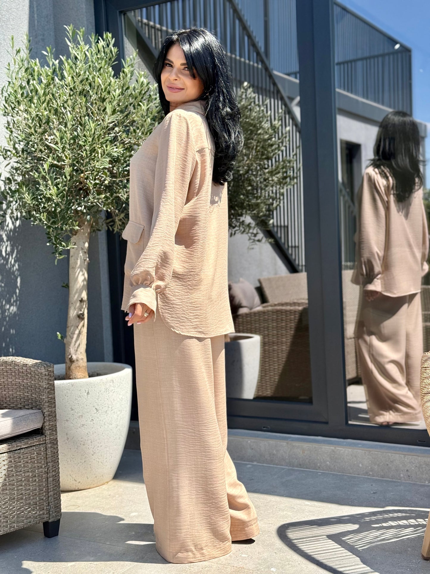 Costum Alana - Beige