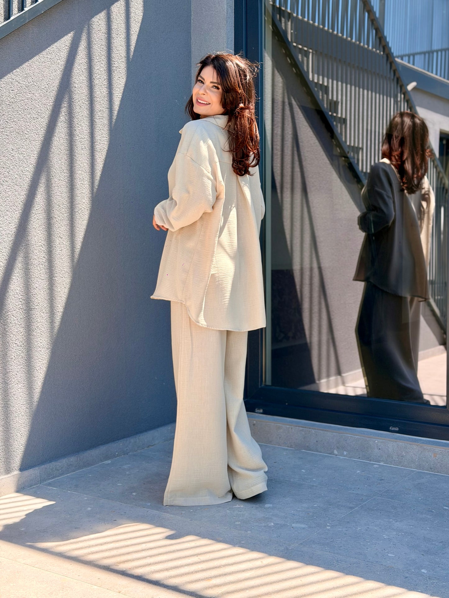 Costum Divva - Beige