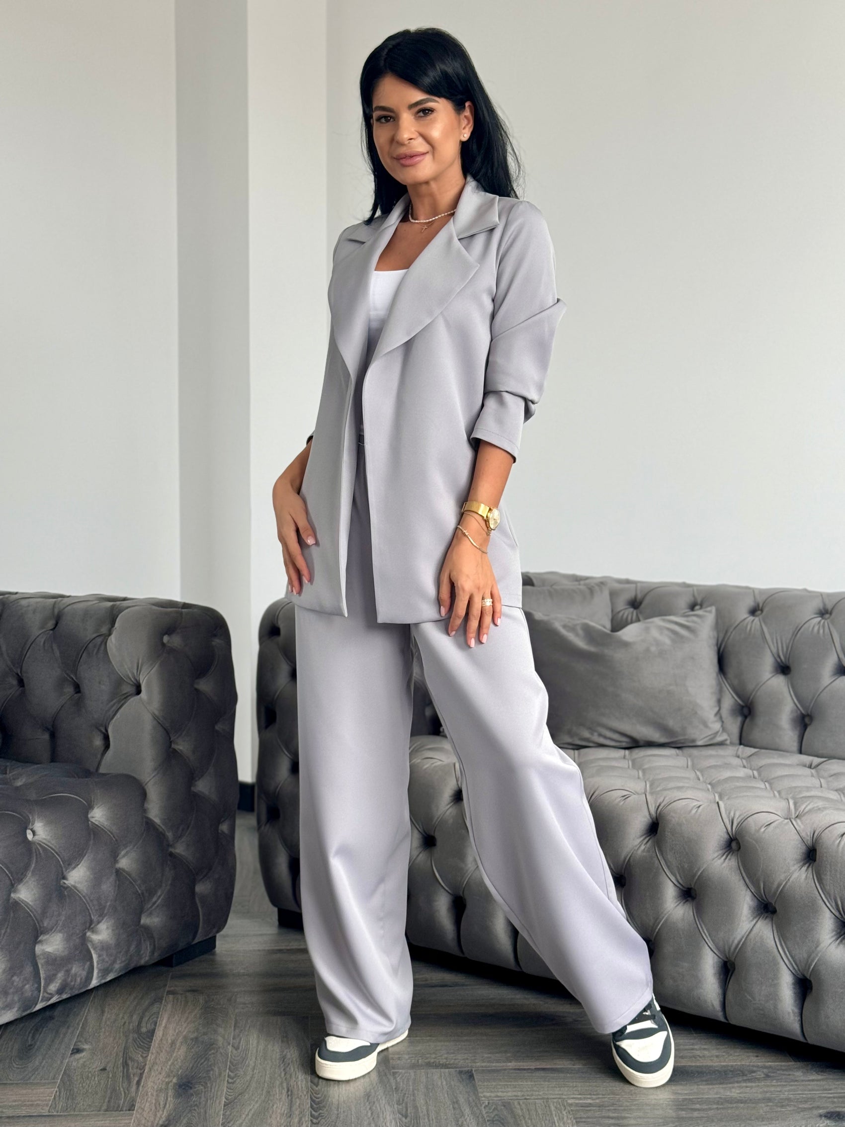 Costum Clarisa - Gray White