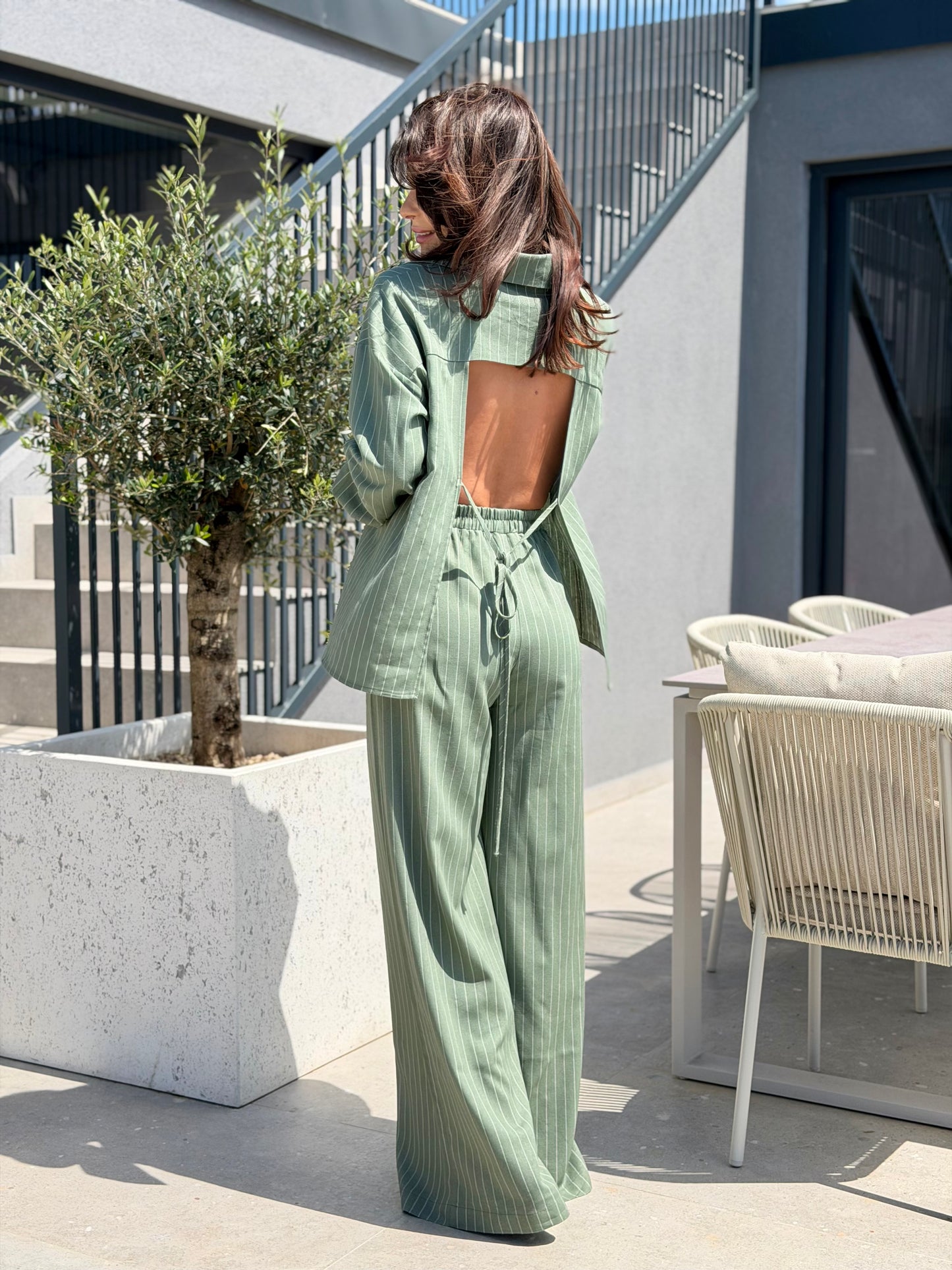 Costum Melissa - Olive