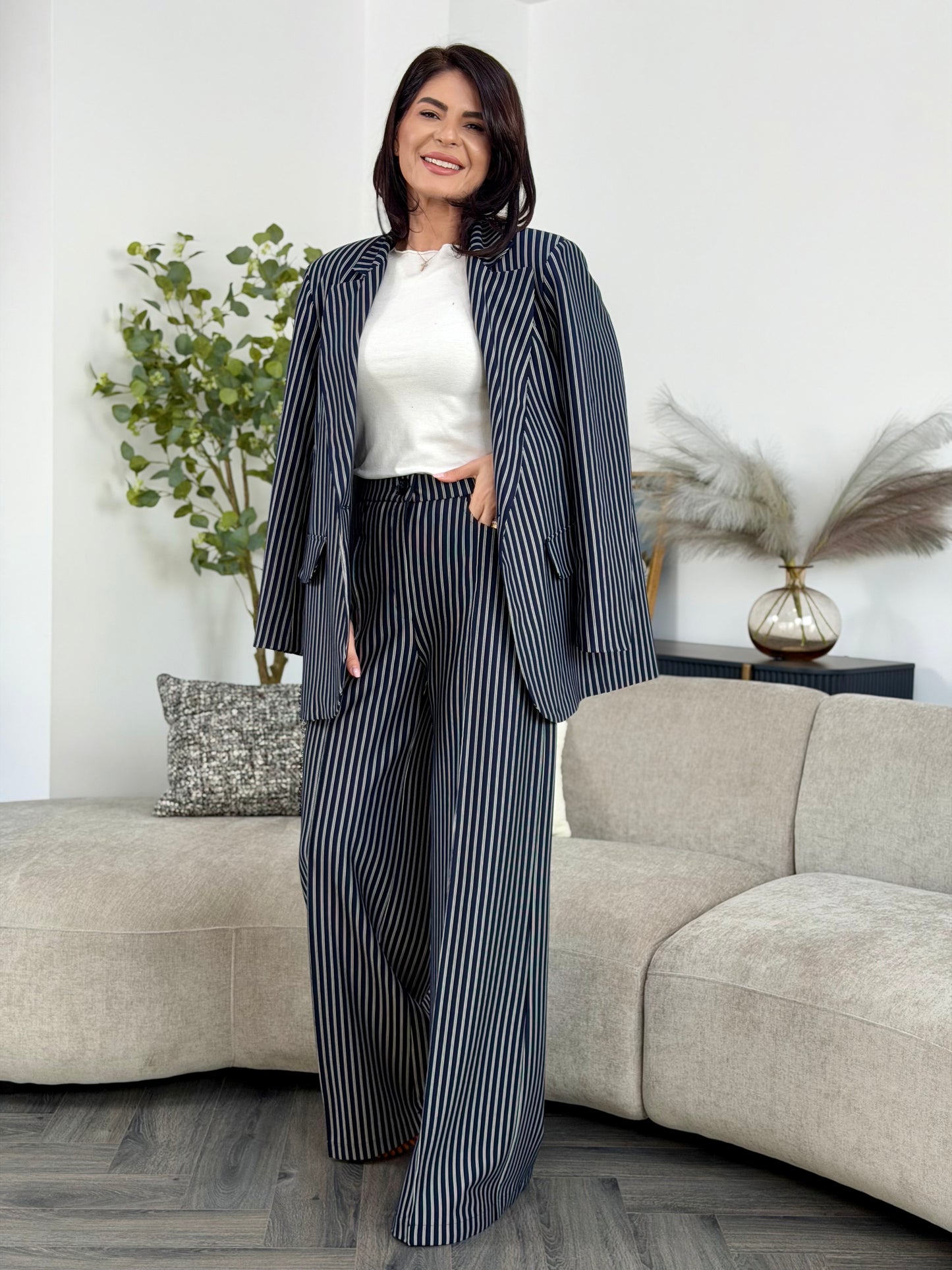 Costum Beth - Navy Pinstripe