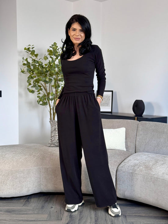 Costum Nilla - Negru