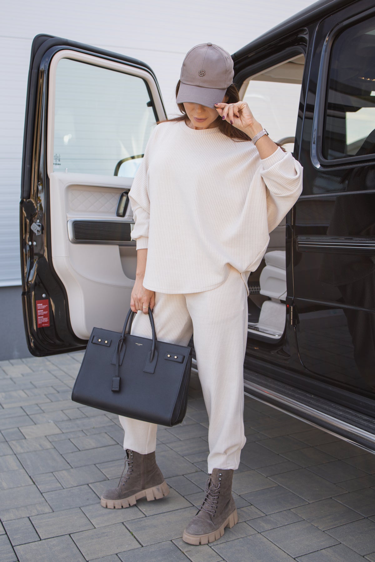 Costum Edith - Beige Latte