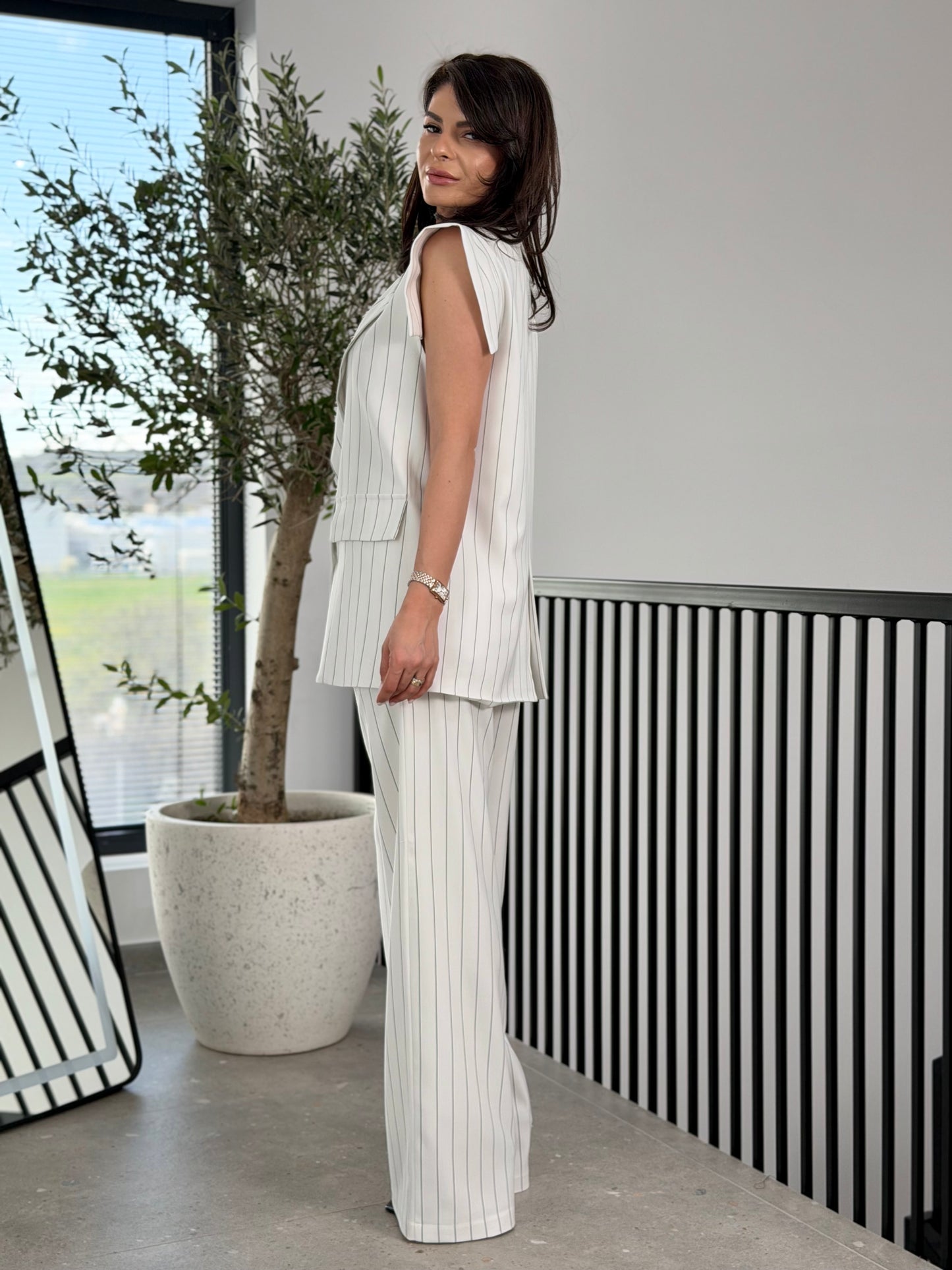 Costum Sunsset - White Pinstripes