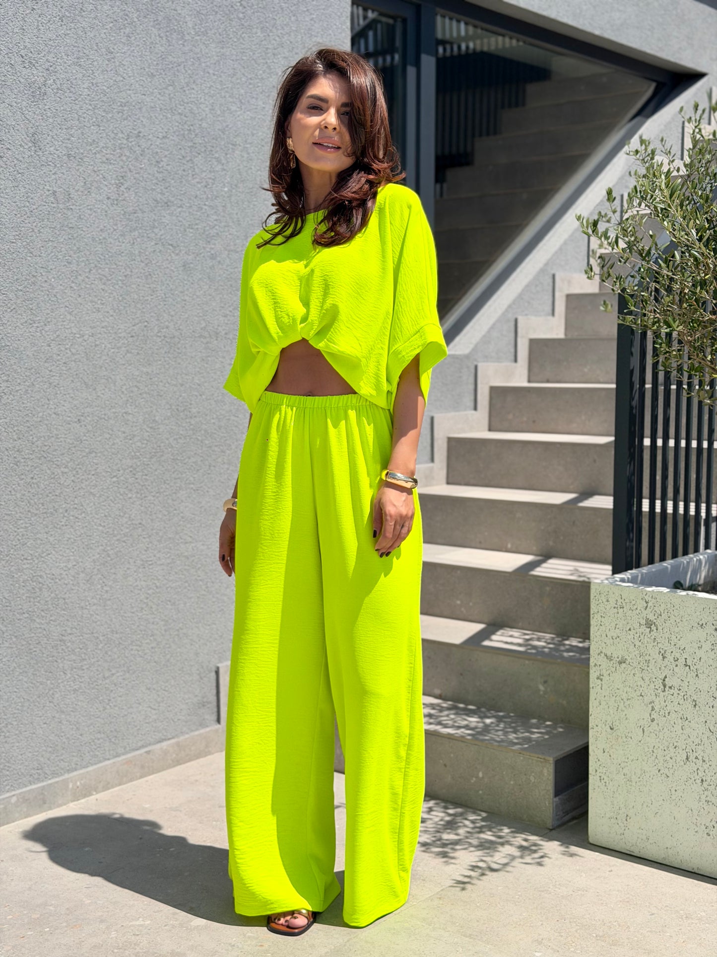 Costum Albba - Verde Neon