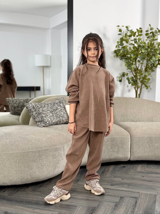 Costum Mini Edith - Mocha Mousse