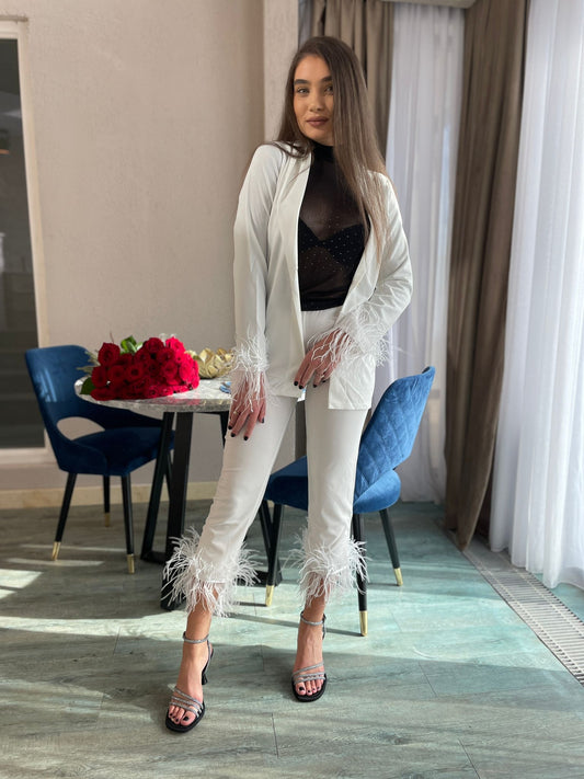 Costum Gabriella - Alb