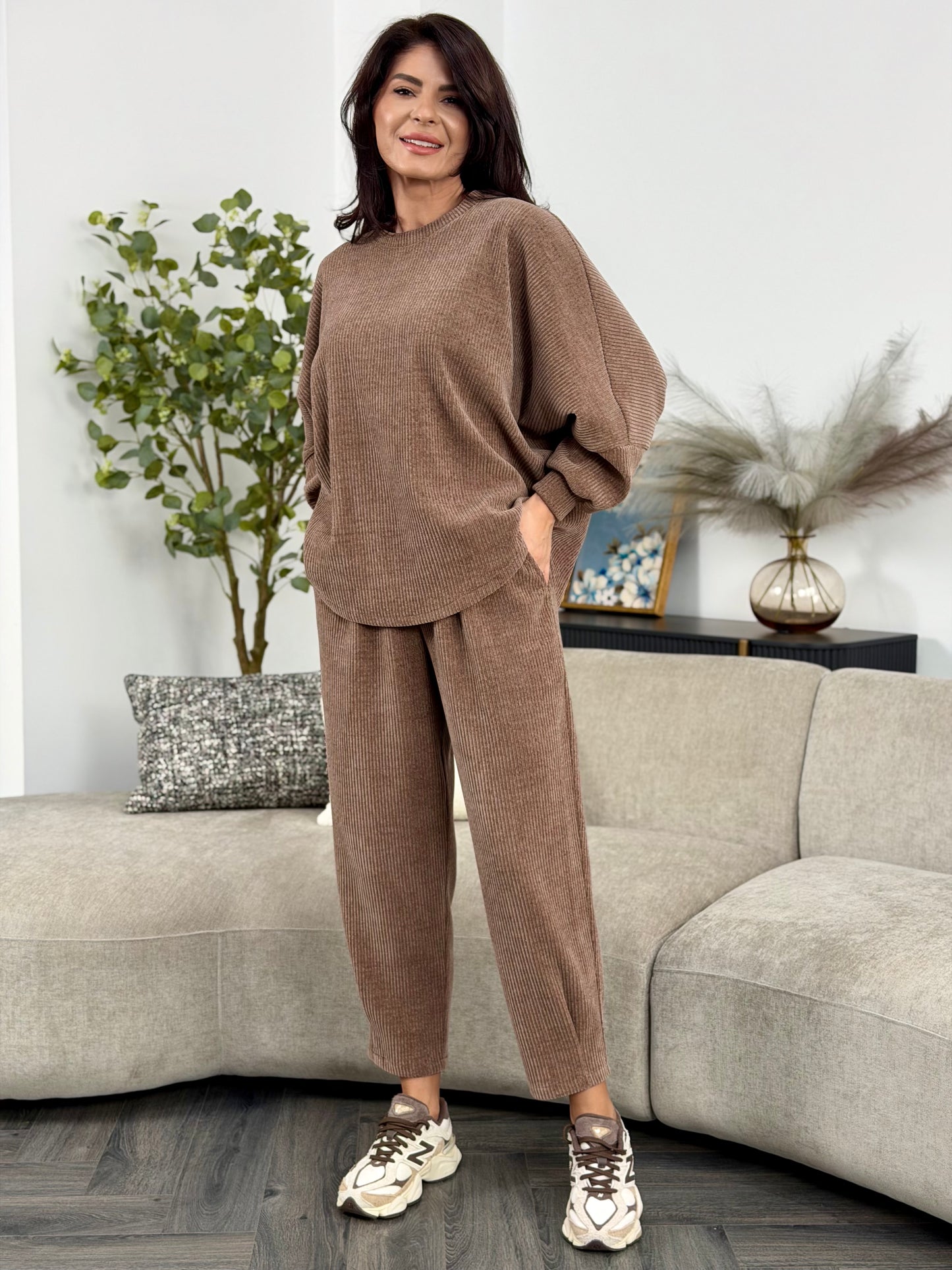 Costum Edith - Mocha Mousse