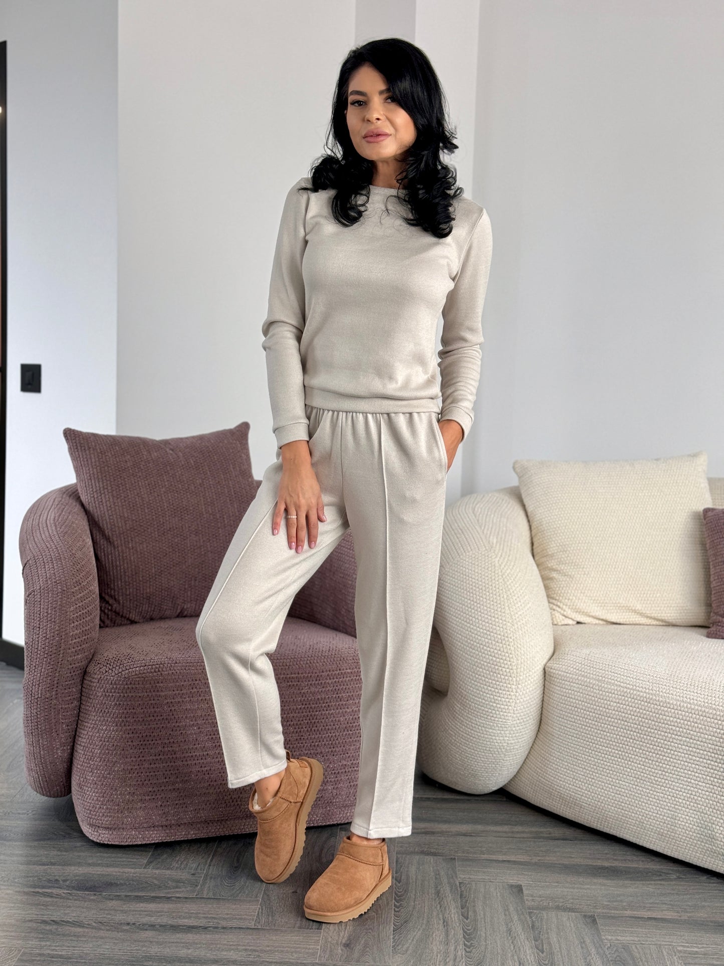 Costum Petra - White Creamy
