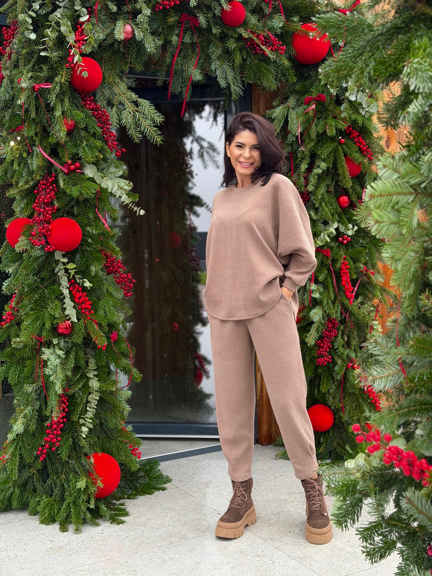 Costum Edith - Mocha Mousse