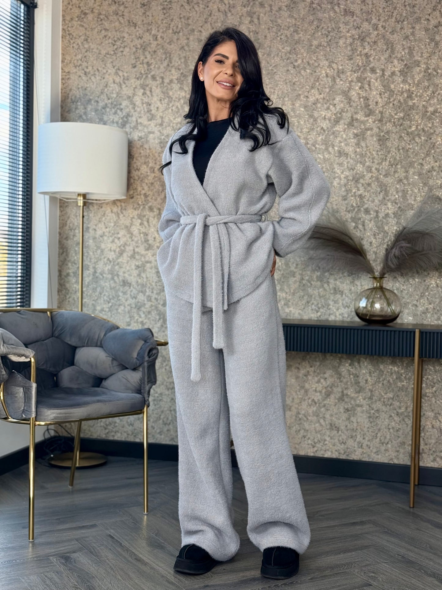 Costum Princessa - Cozy Gray