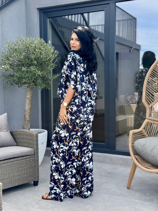 Costum Flora - Navy Blue Flowers