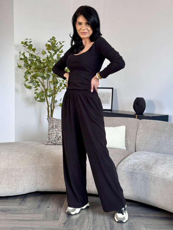 Costum Nilla - Negru
