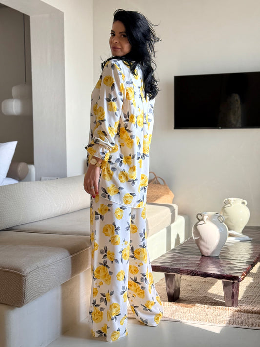 Costum Lunne - Yellow Roses