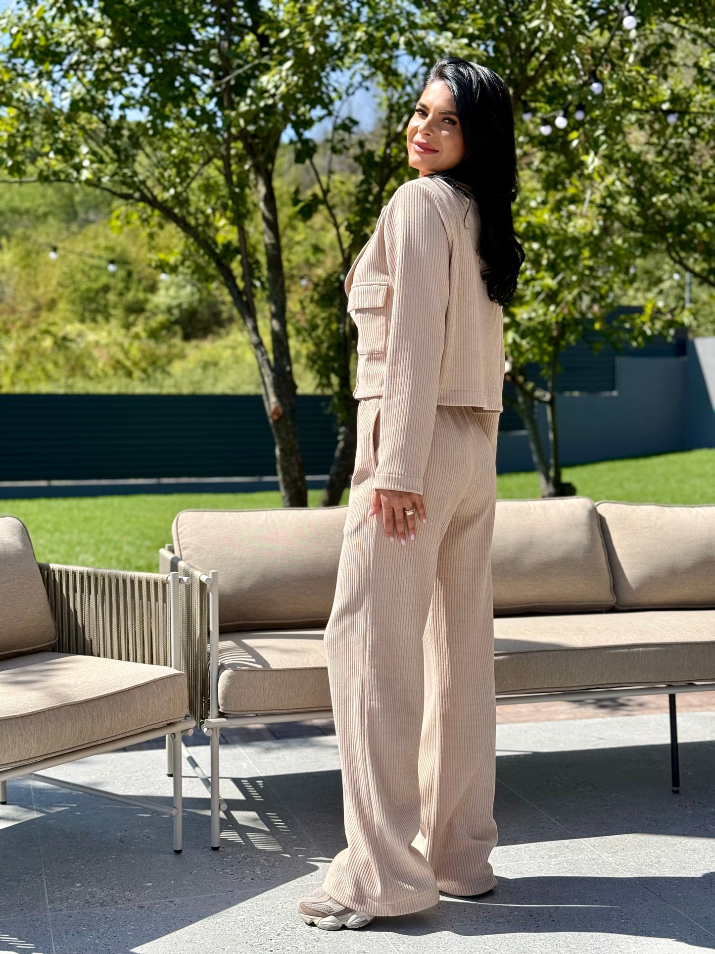 Costum Kleo - Beige