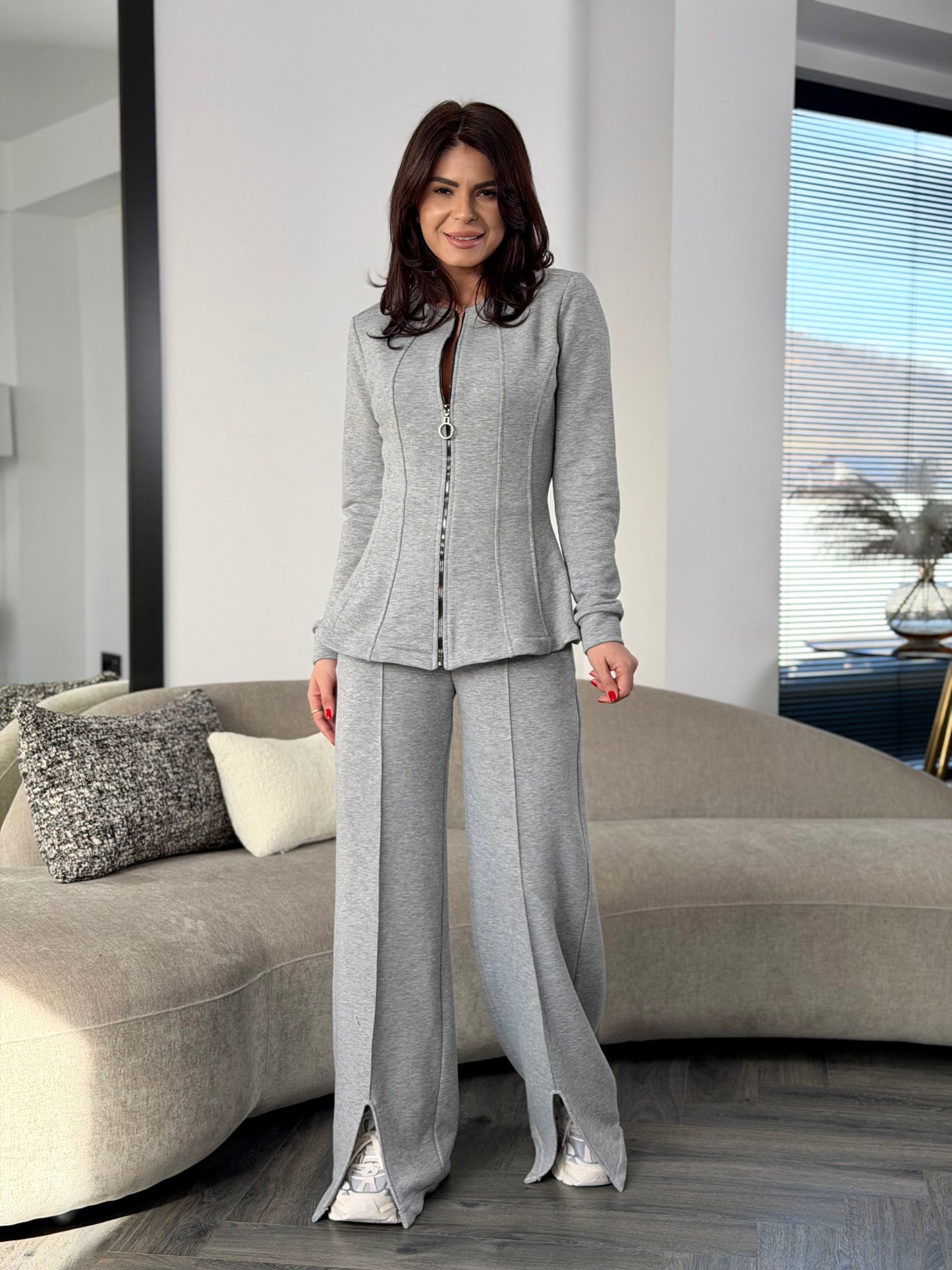 Set Blue - Light Gray