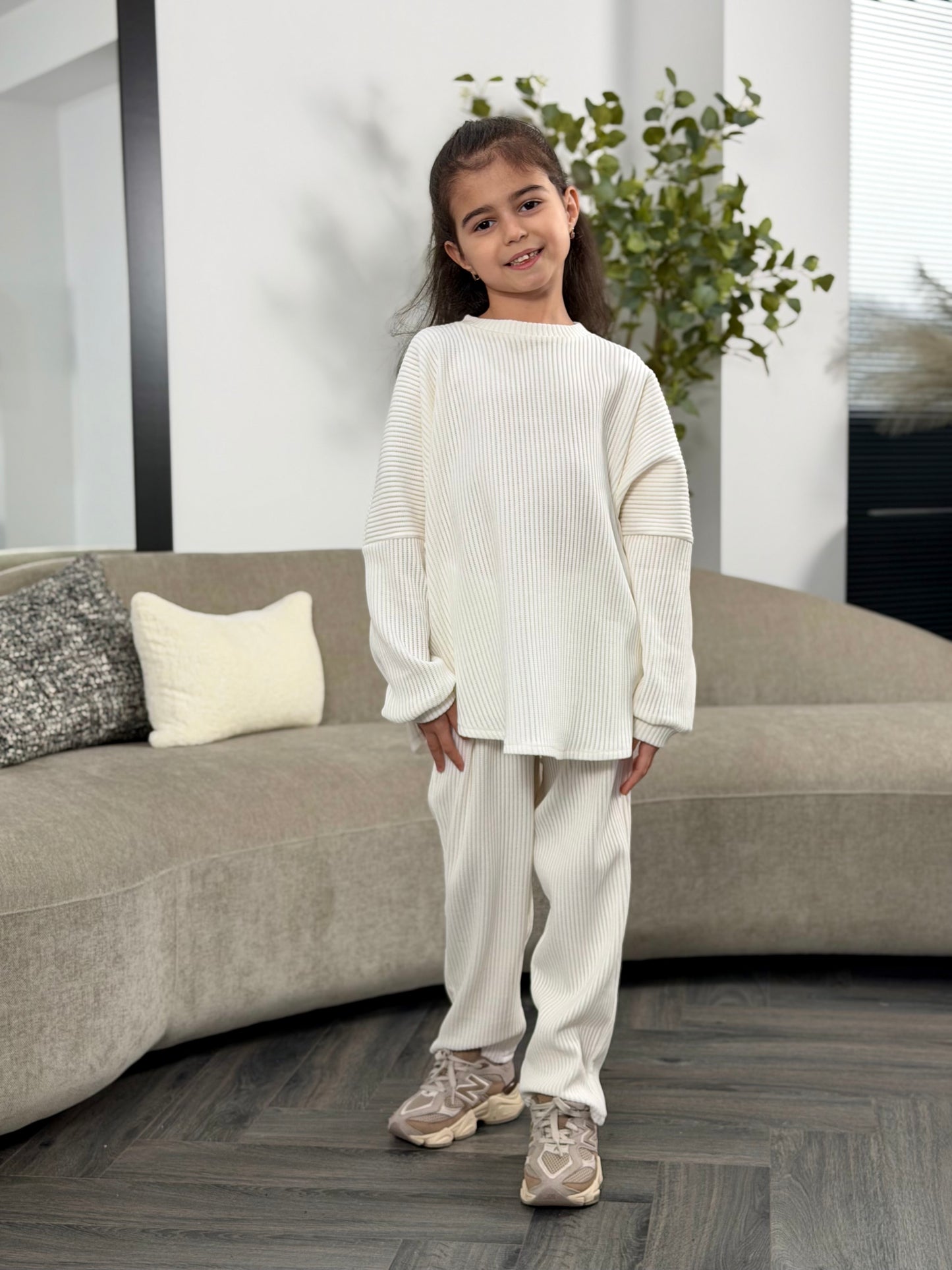 Costum Mini Edith - Alb