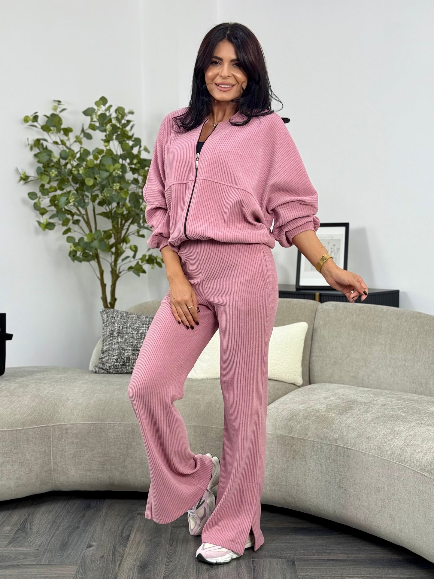 Costum Karla - Powder Pink