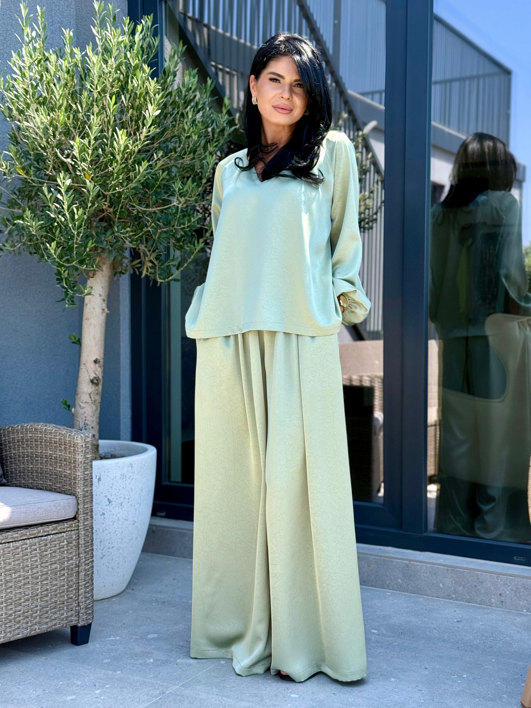 Costum Olivia - Olive
