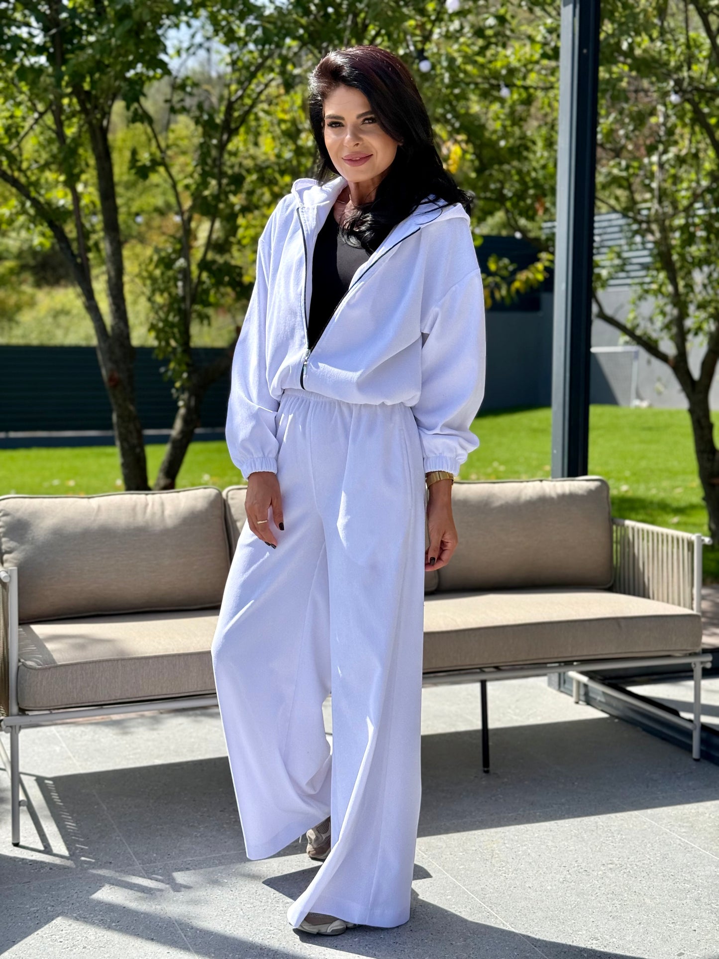 Costum Misha - Alb