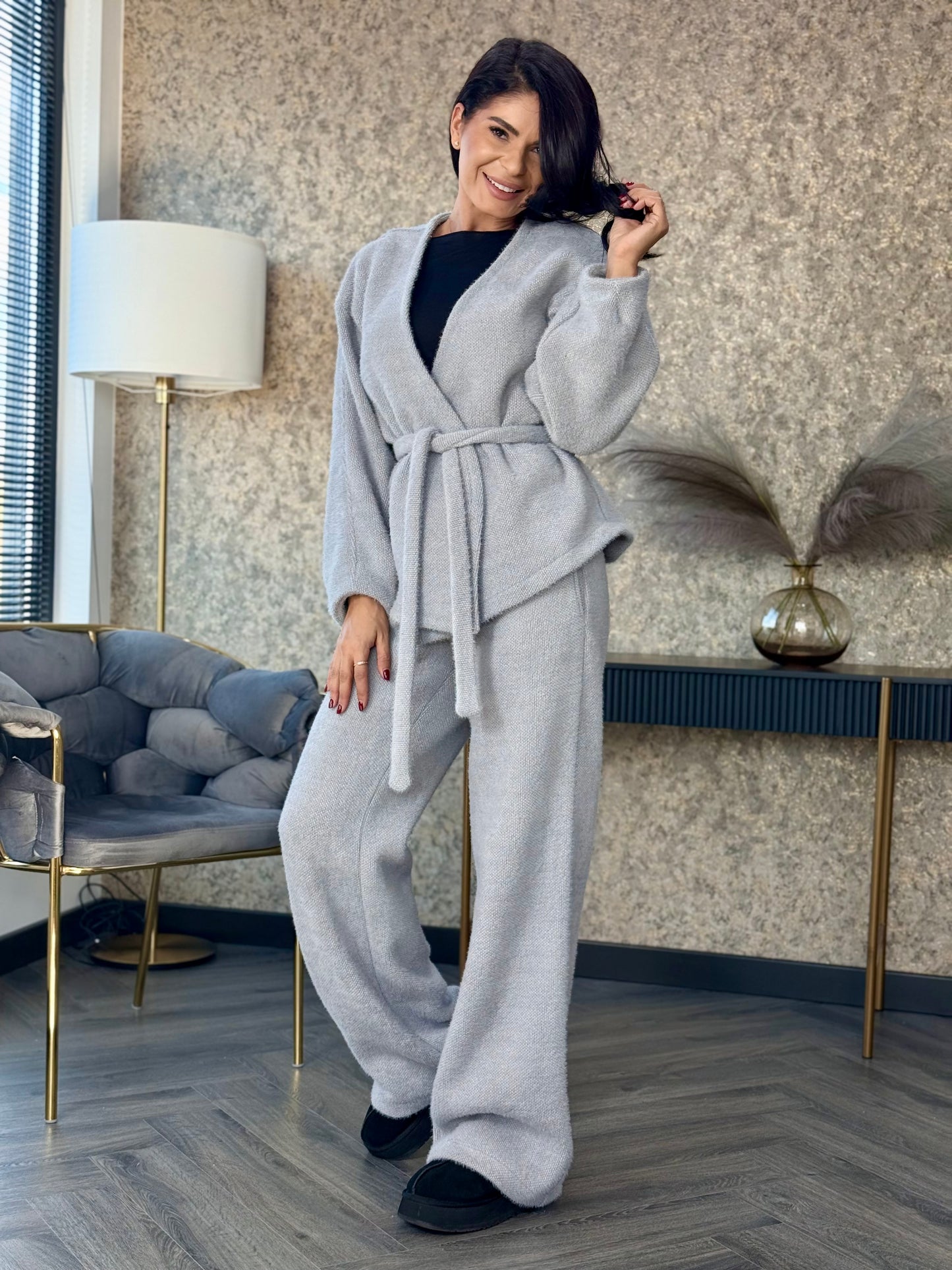 Costum Princessa - Cozy Gray