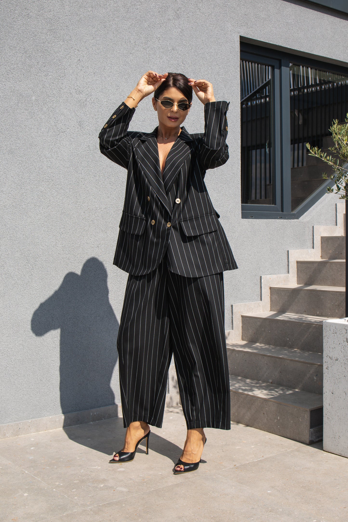 Costum Serra - Black