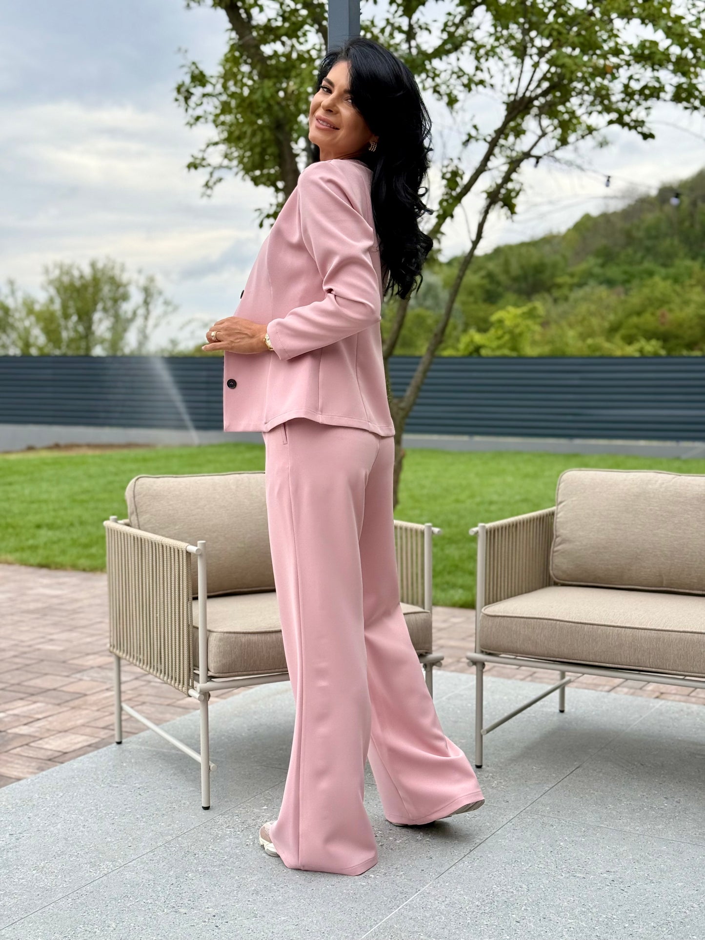 Costum Aura - Roz Pudra