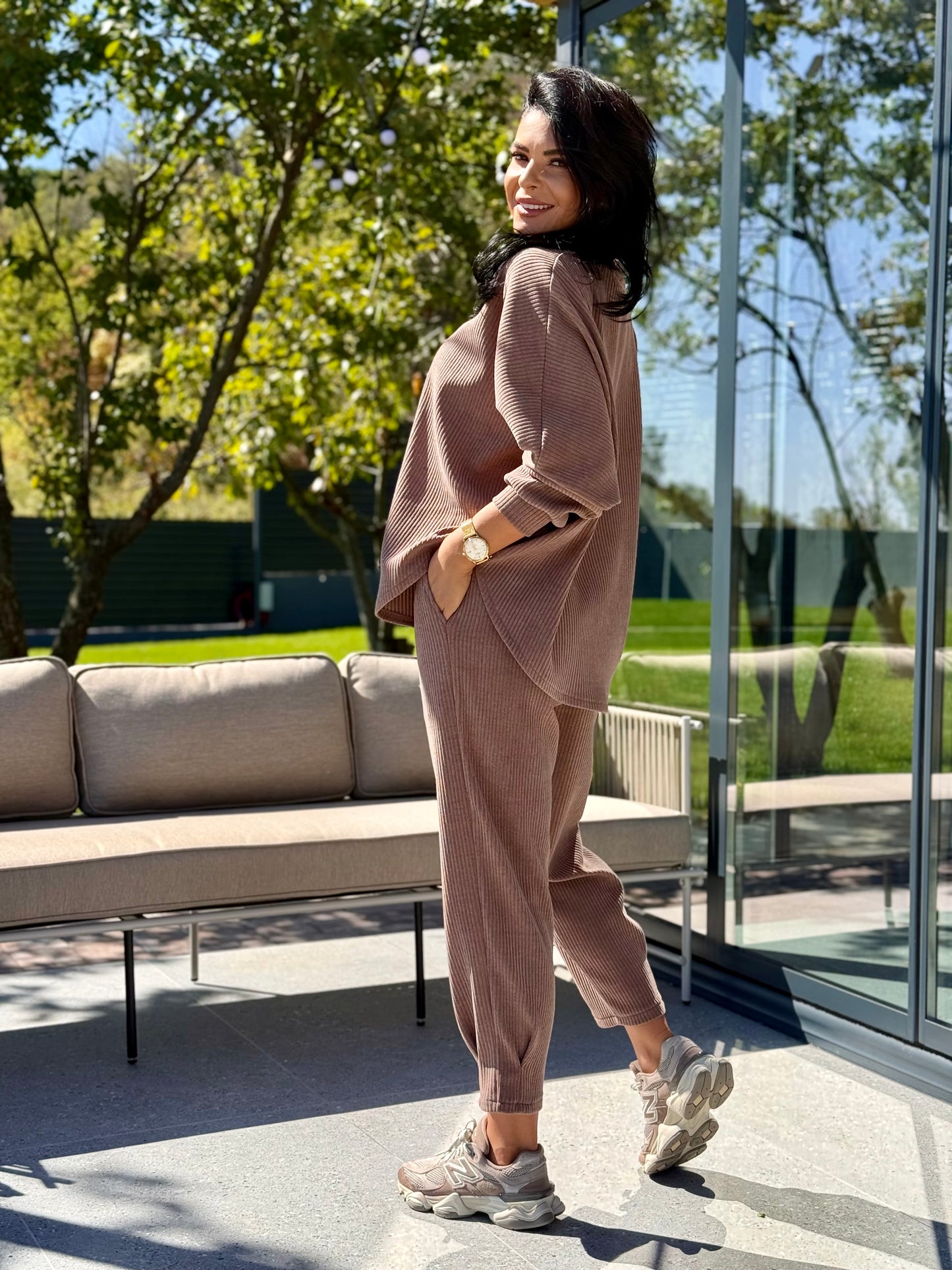 Costum Edith - Mocha Mousse