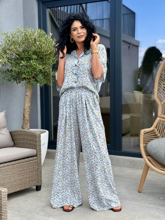 Costum Flower - Blue Floral Print
