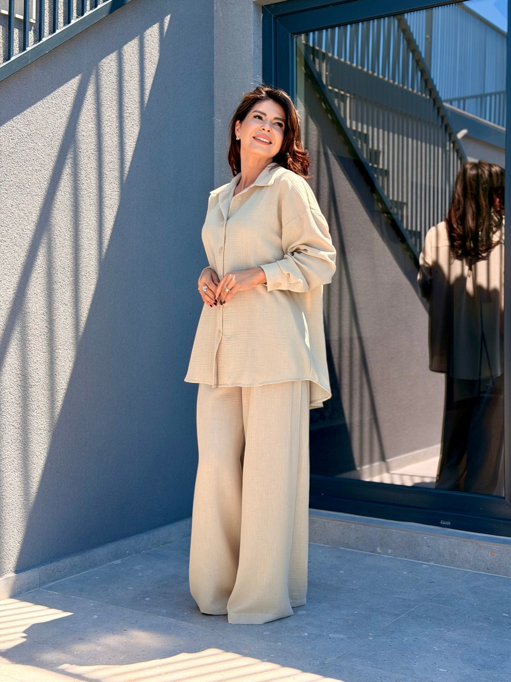 Costum Divva - Beige