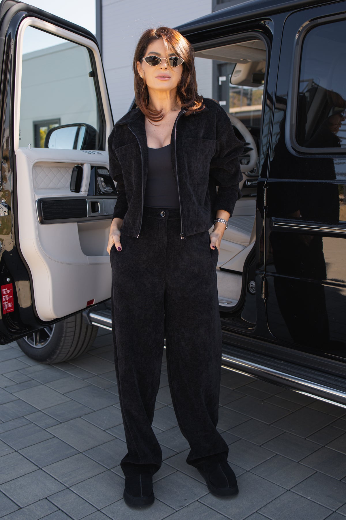 Costum Nessa - Pure Black