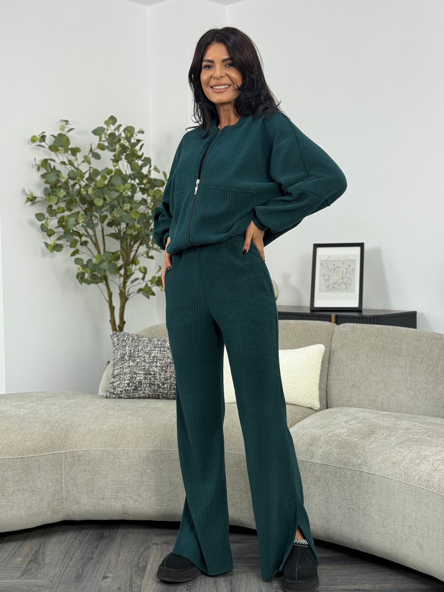 Costum Karla - Verde Smarald