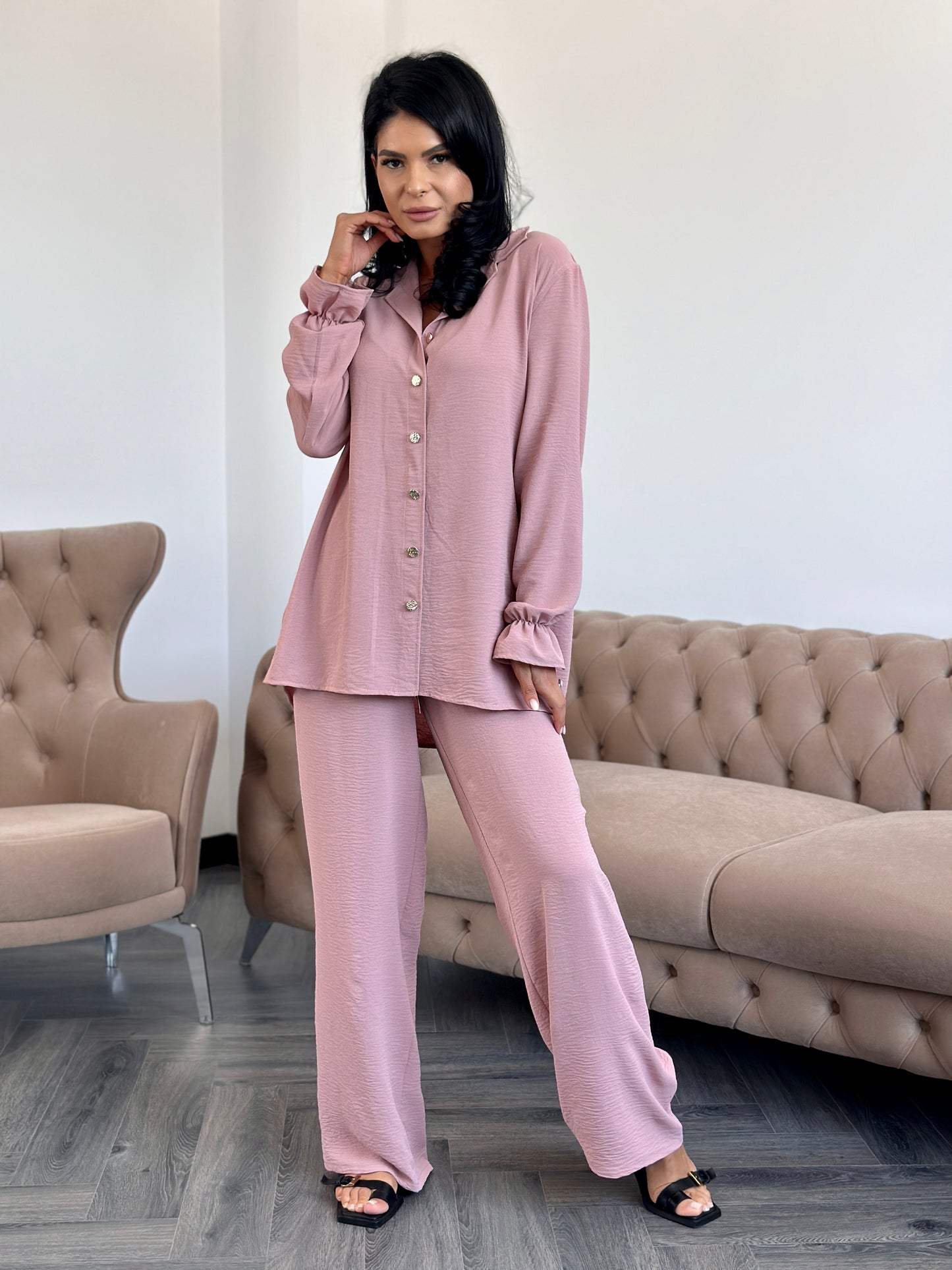 Costum Georgia - Roz Pudra