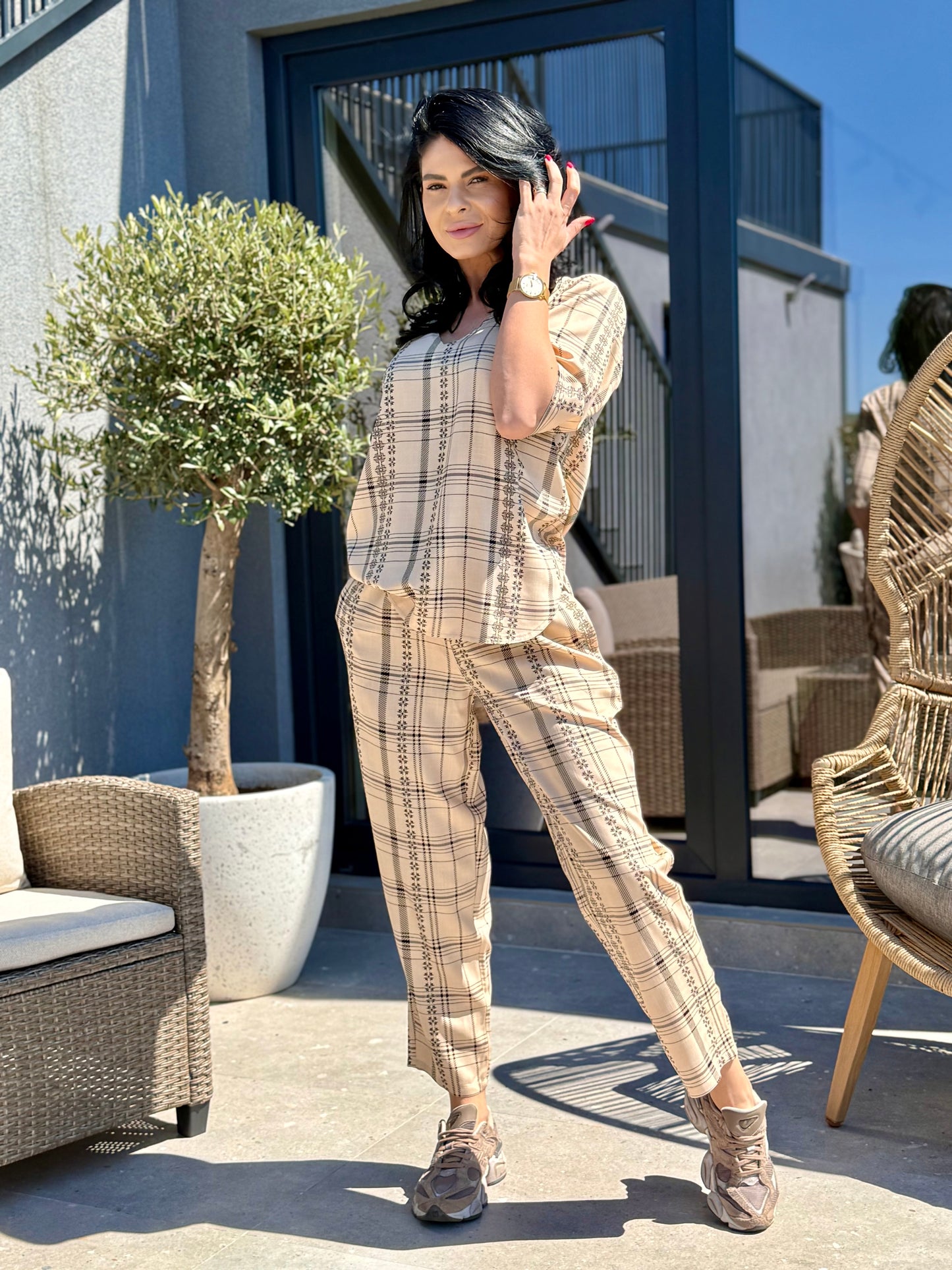 Costum Isolda - Beige Lines