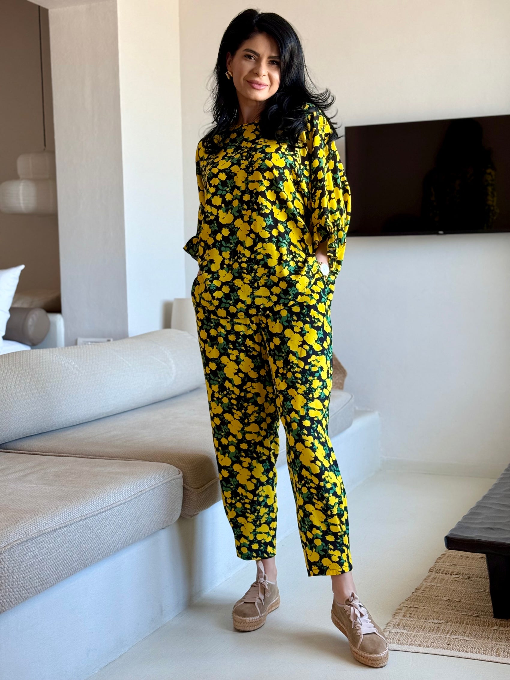 Costum Mareea - Yellow Flowers