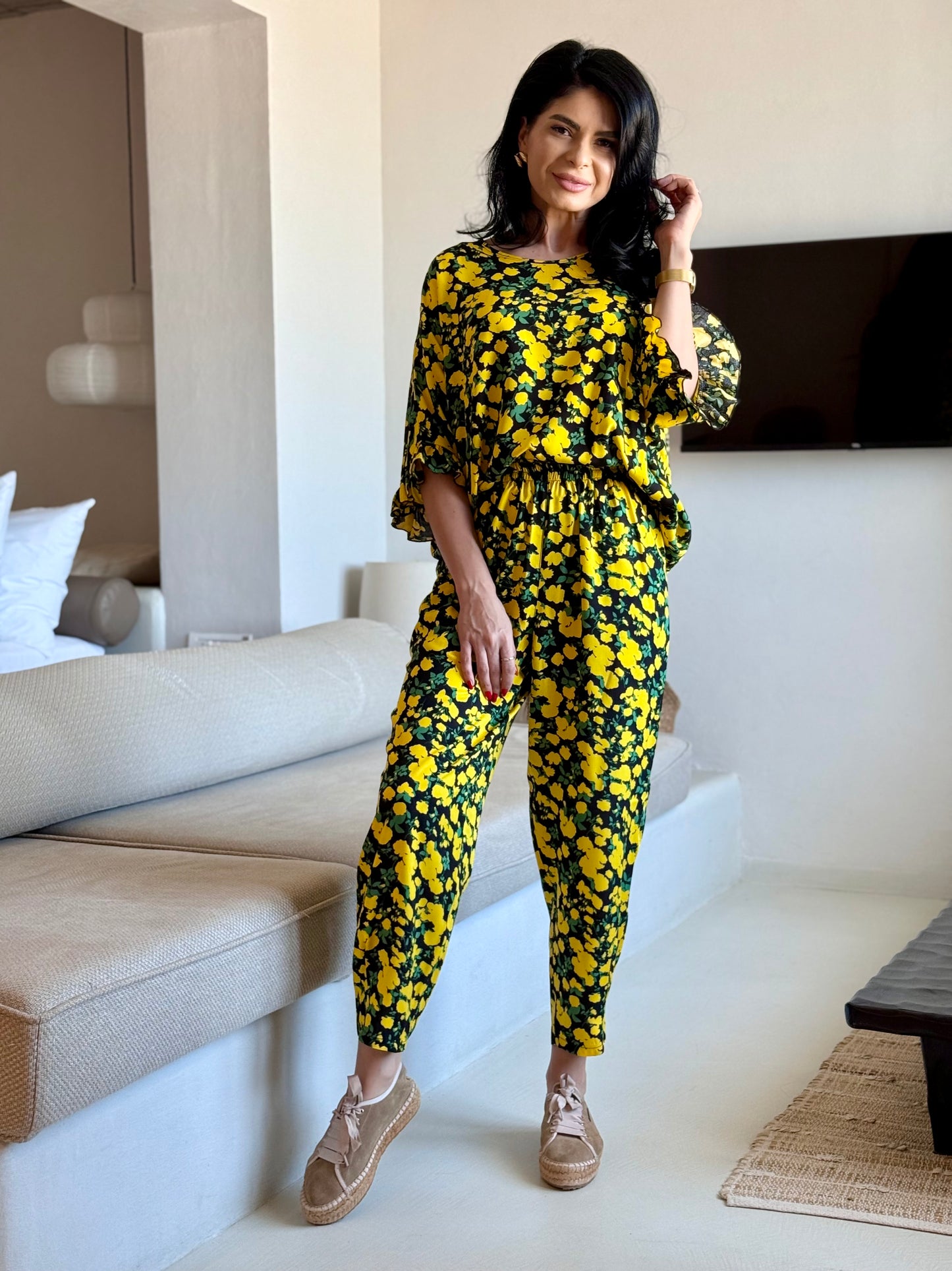 Costum Mareea - Yellow Flowers