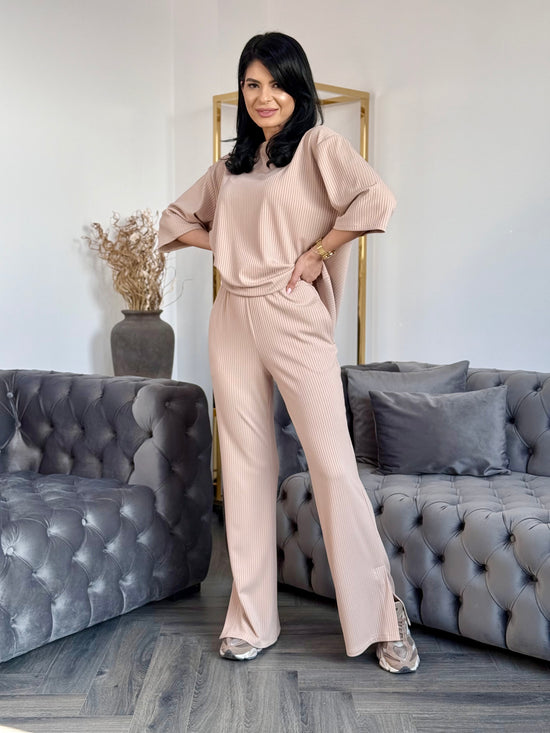 Costum Amina - Beige